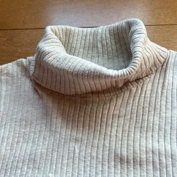 Sweater Turtleneck - Picture 4 of 4